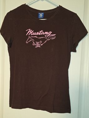 Women’s Short Sleeve Tee in Brown with Pink Logo